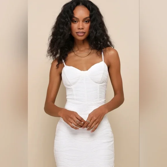 Lulus Undeniable Icon White Textured Bustier Bodycon Midi Dress S Wedding Party - Picture 3 of 10